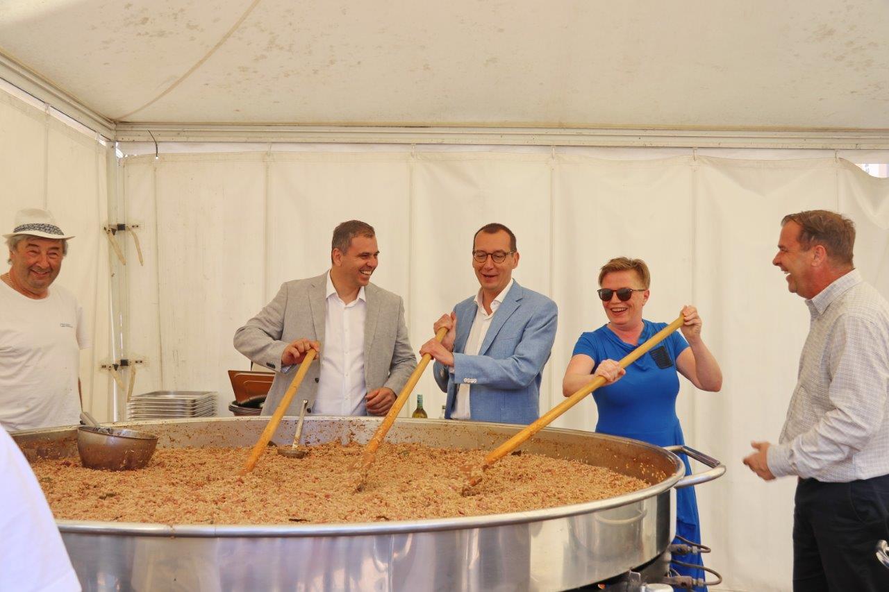 Gastrofešta-povodom-Dana-sv.-Vida-8 Gastrofešta-povodom-Dana-sv.-Vida-8