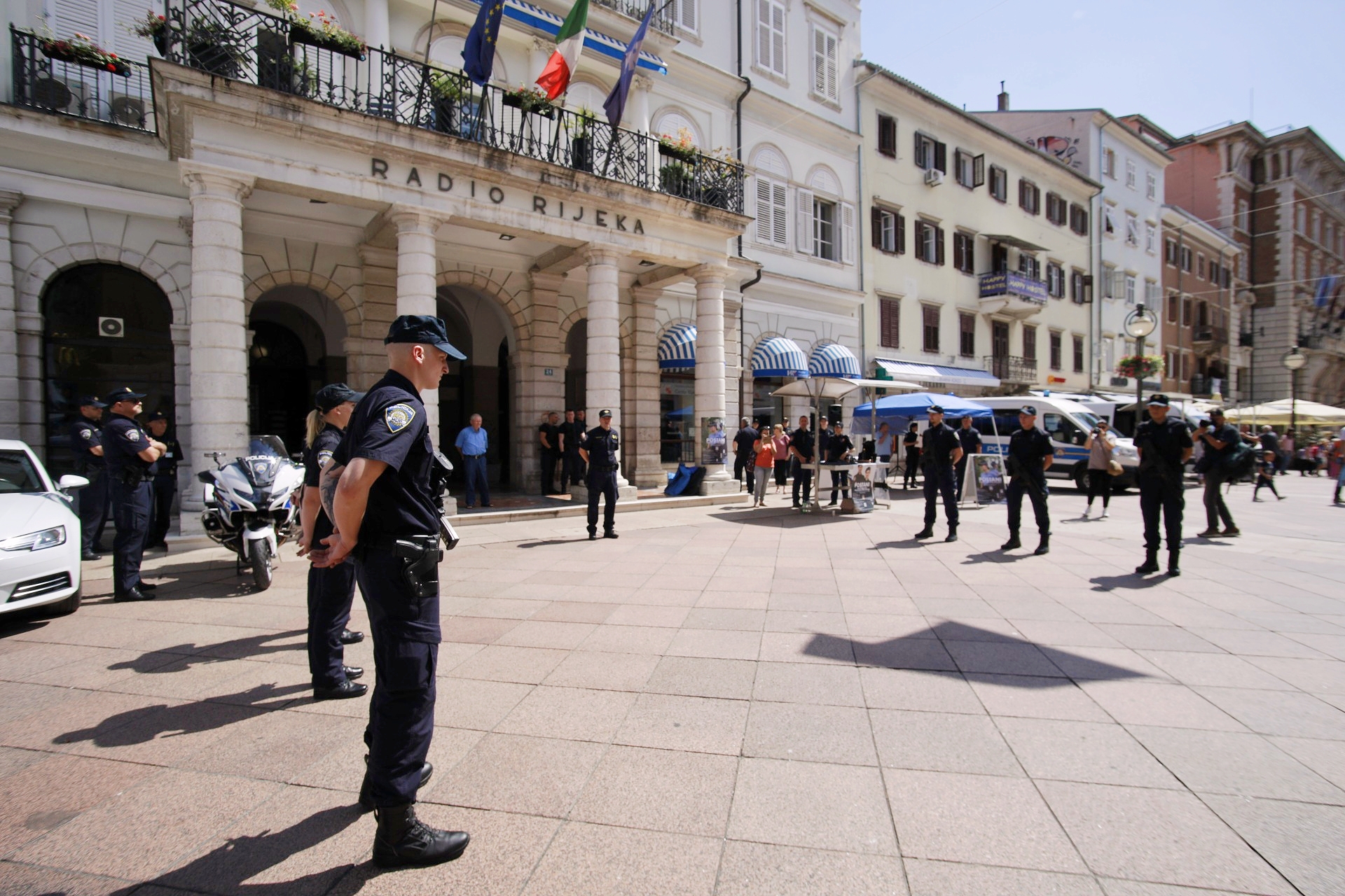 postani policajac policija korzo rijeka postani policajac policija korzo rijeka