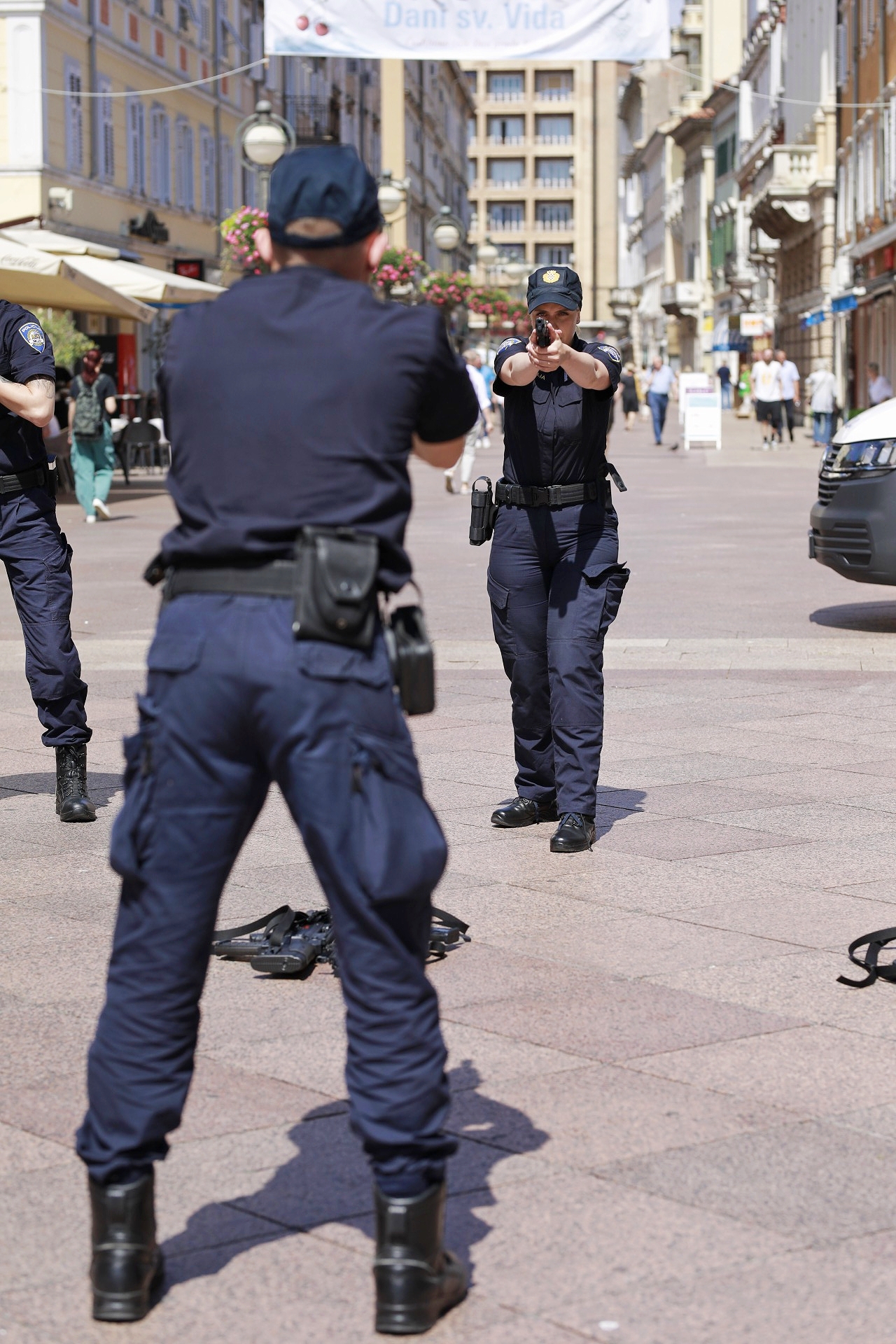 postani policajac policija korzo rijeka postani policajac policija korzo rijeka