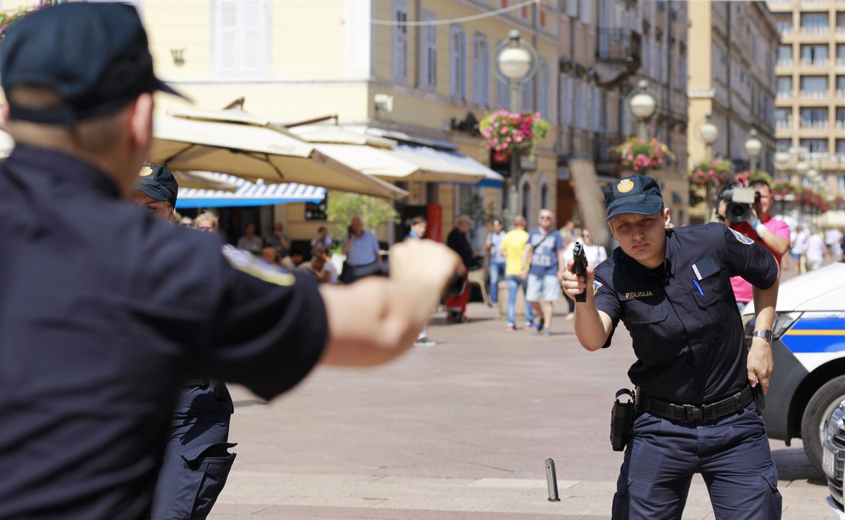 postani policajac policija korzo rijeka postani policajac policija korzo rijeka