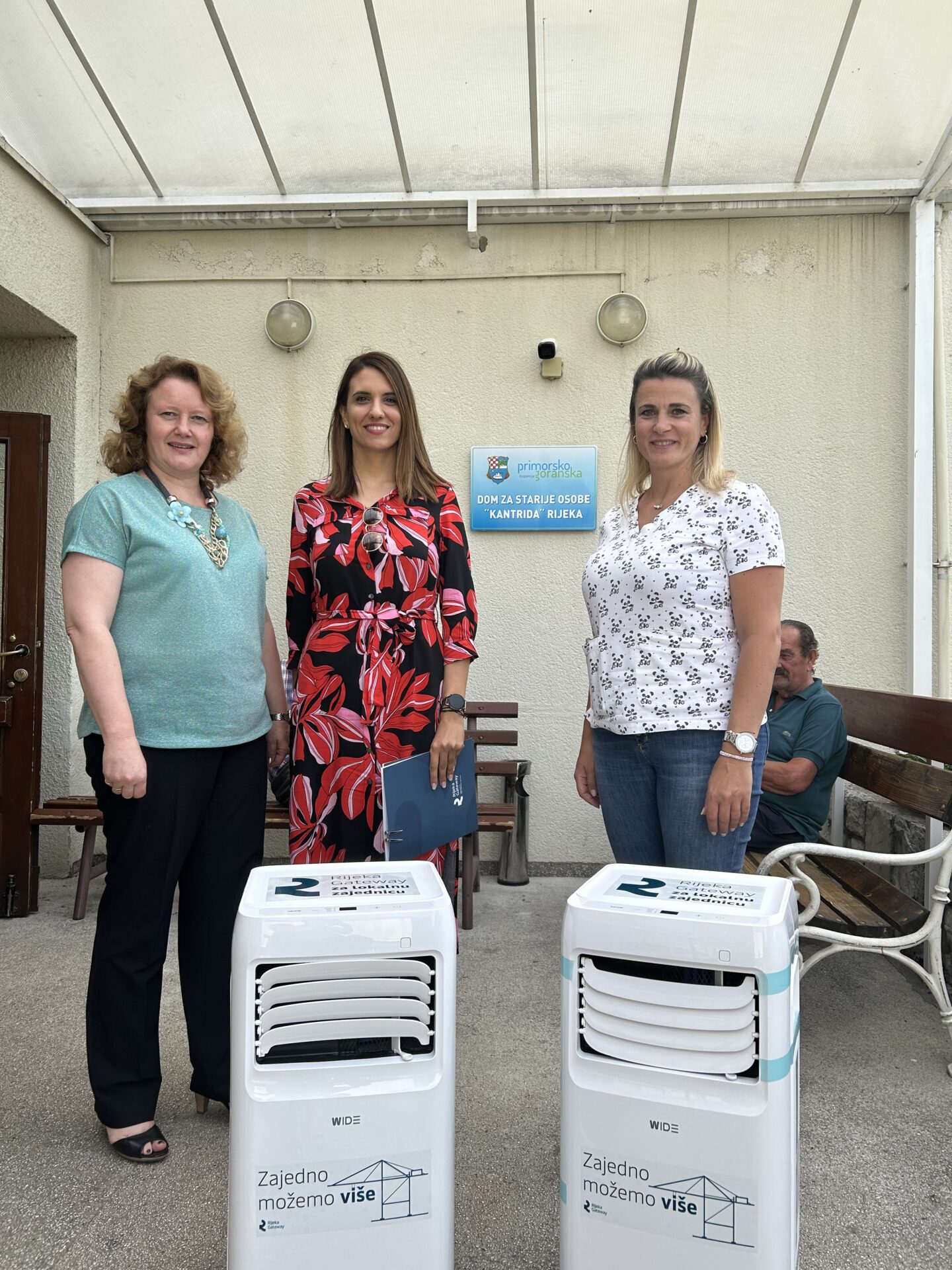 Melita Raukar, Andrea Blazevic, Marina Drozdek Melita Raukar, Andrea Blazevic, Marina Drozdek