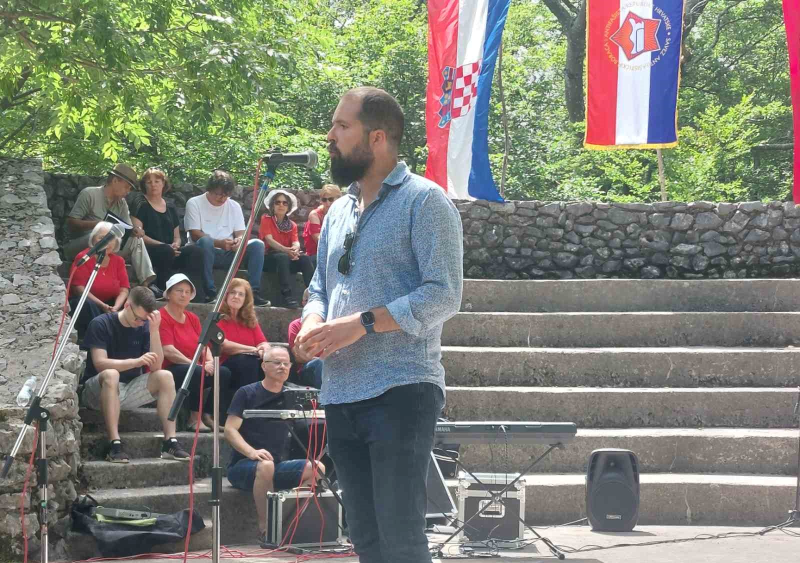 Obilježavanje-Dana-antifašističke-borbe-Tuhobić-2 Obilježavanje-Dana-antifašističke-borbe-Tuhobić-2