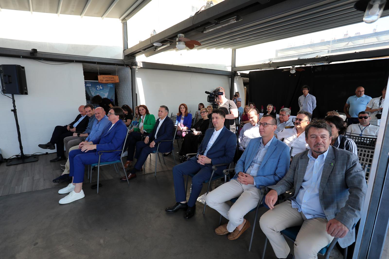 Rijeka: Najava regate Fiumanka odrana u Boonkeru