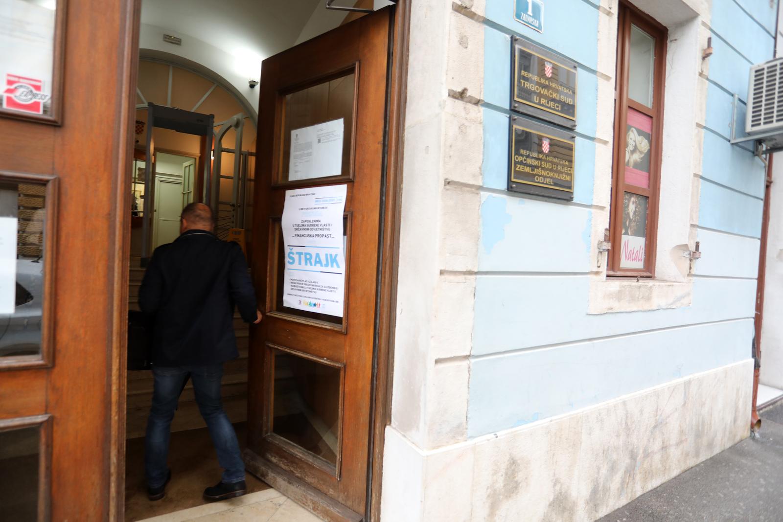 Rijeka: Štrajk djalatnika Trgovačkog suda Rijeka: Štrajk djalatnika Trgovačkog suda