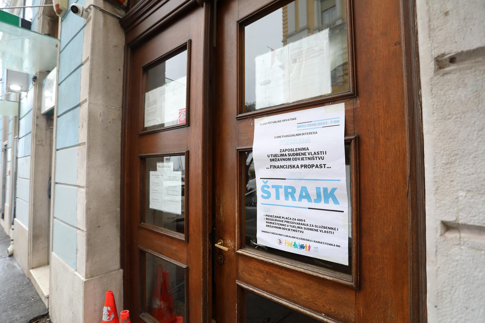 Rijeka: trajk djalatnika Trgova?kog suda Rijeka: trajk djalatnika Trgova?kog suda