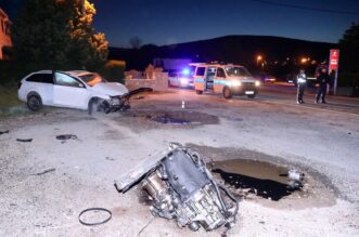 Dicmo: U teškoj prometnoj  nesreći smrtno stradale dvije osobe