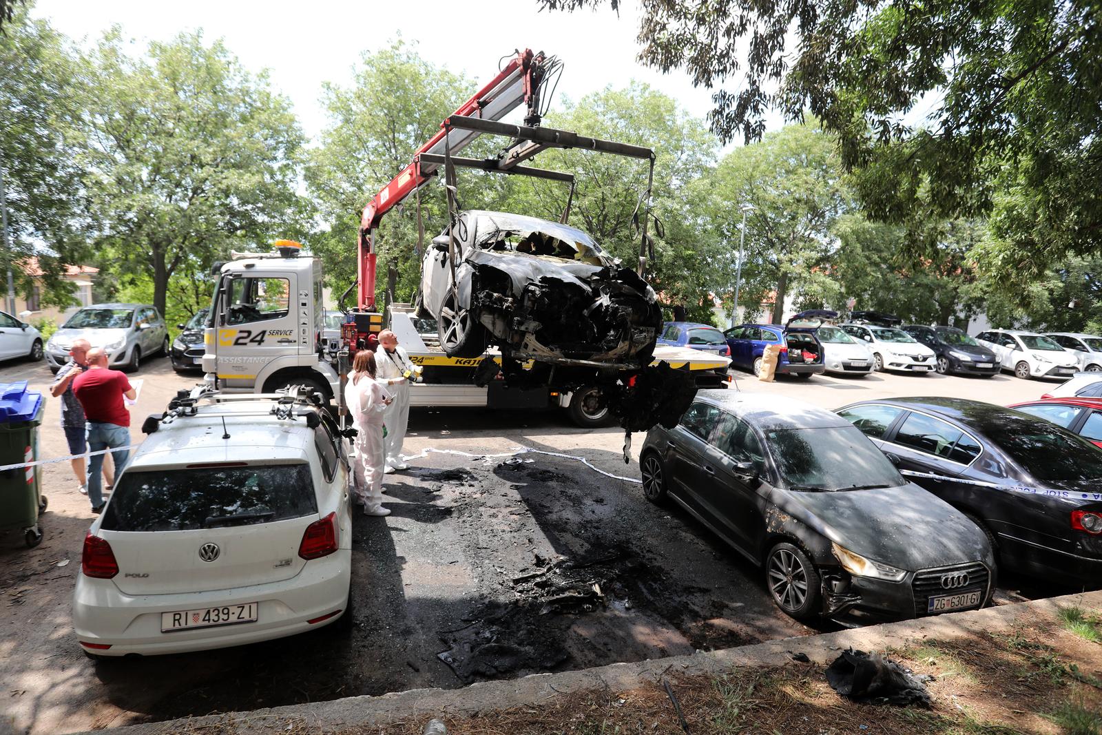 Rijeka: Vozila izgorjela u poaru