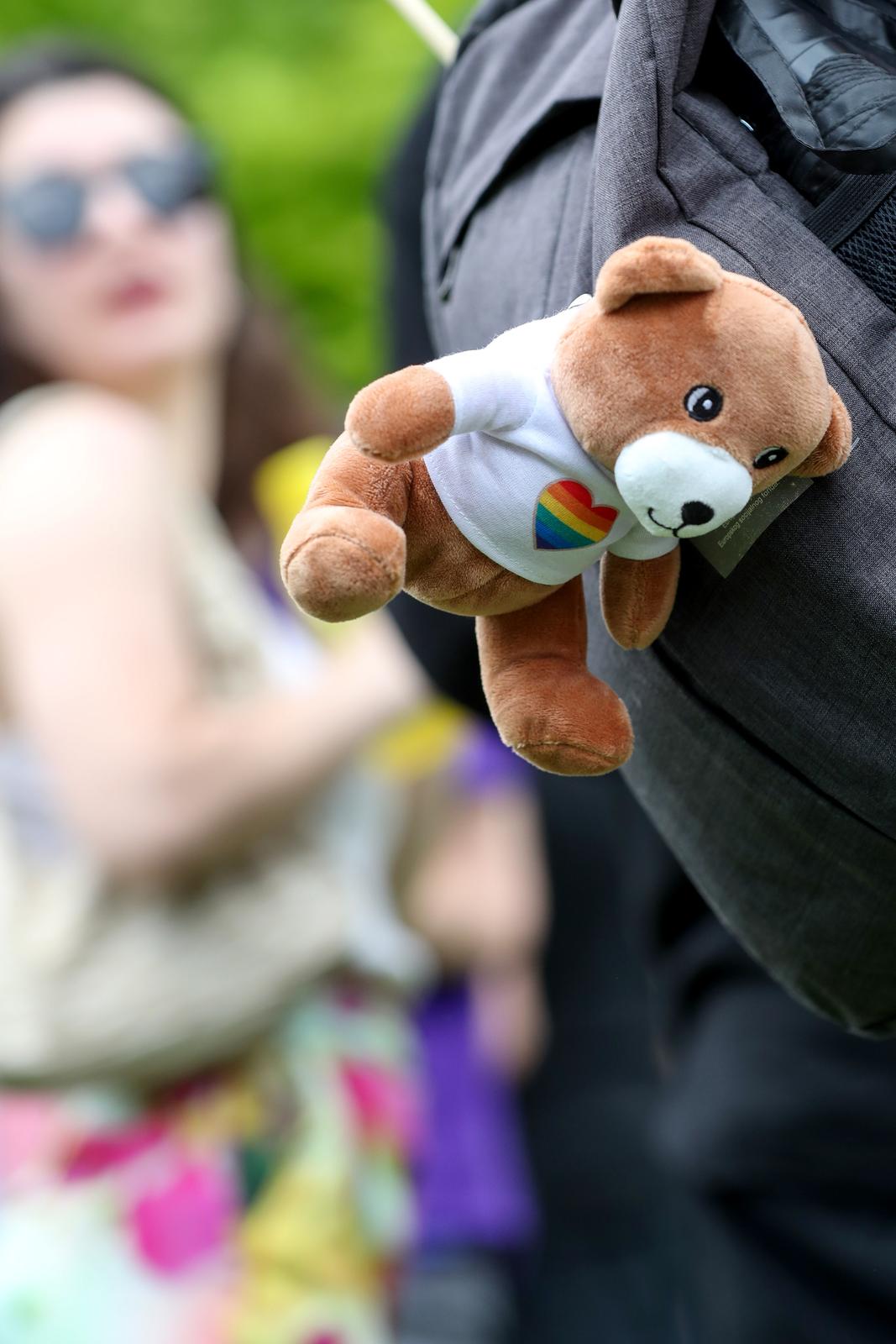 Zagreb: Okupljanje sudionika 22. Povorke ponosa na Rooseveltovom trgu Zagreb: Okupljanje sudionika 22. Povorke ponosa na Rooseveltovom trgu