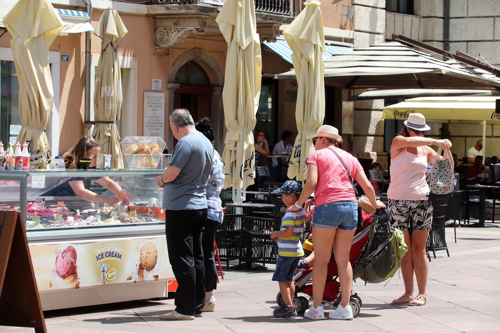 Rijeka: Turisti u obilasku grada