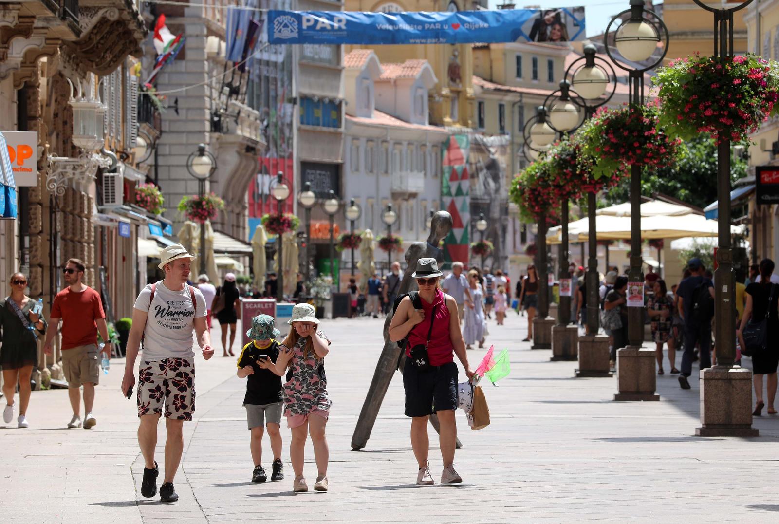 Rijeka: Turisti u obilasku grada