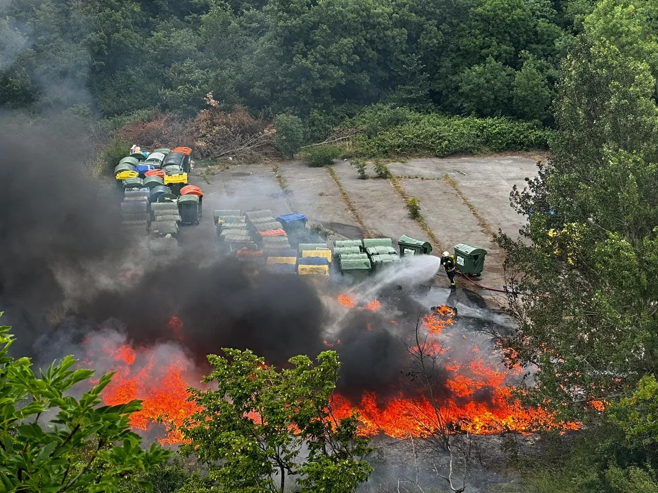 bakarac požar kontejneri 2