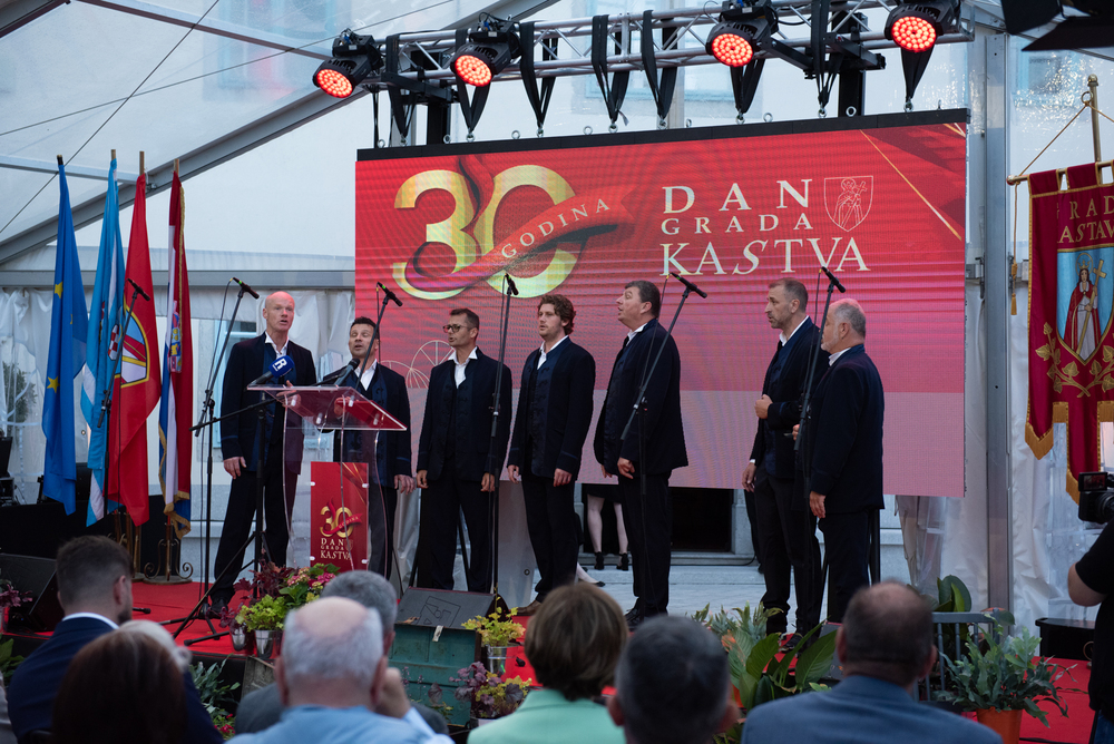 dan grada kastva (3) dan grada kastva (3)