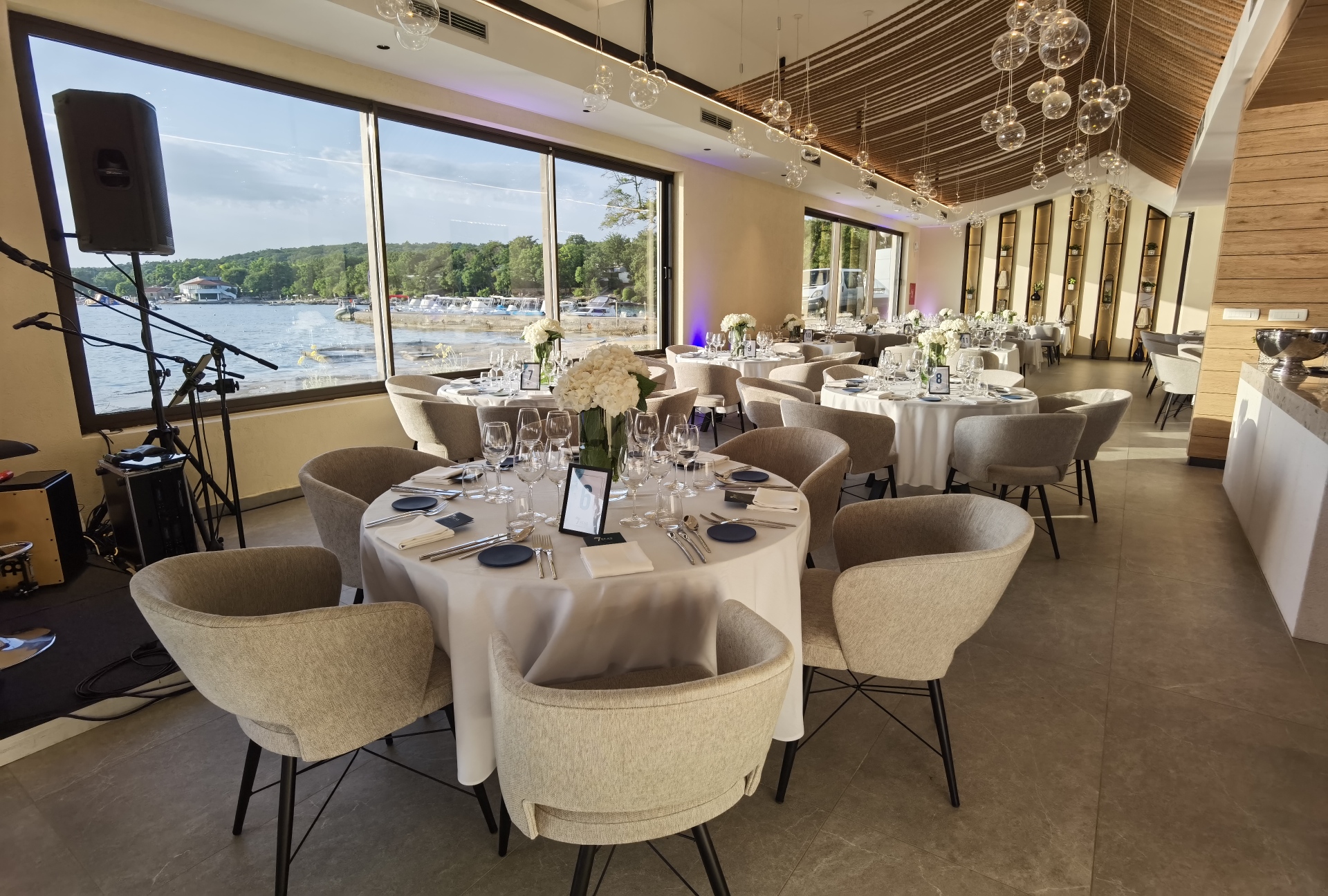 restoran 7seas njivice6 restoran 7seas njivice6