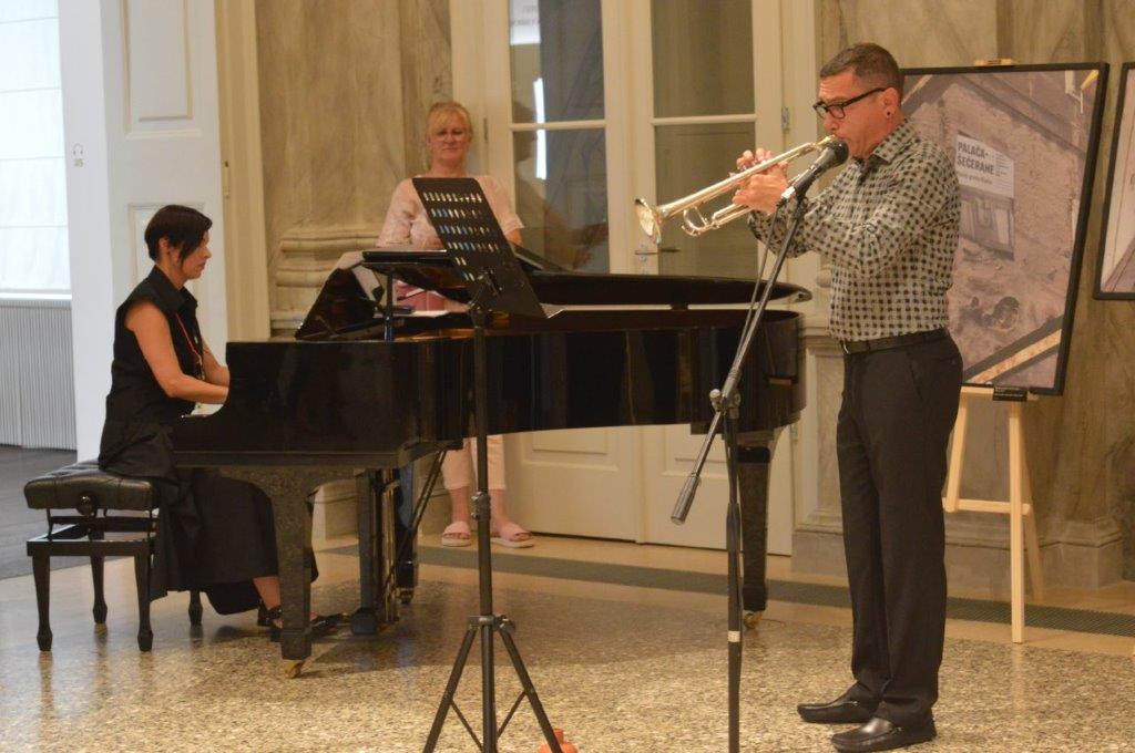 Izložba-fotografskih-radova-“Brick-by-brick“-14 Izložba-fotografskih-radova-“Brick-by-brick“-14