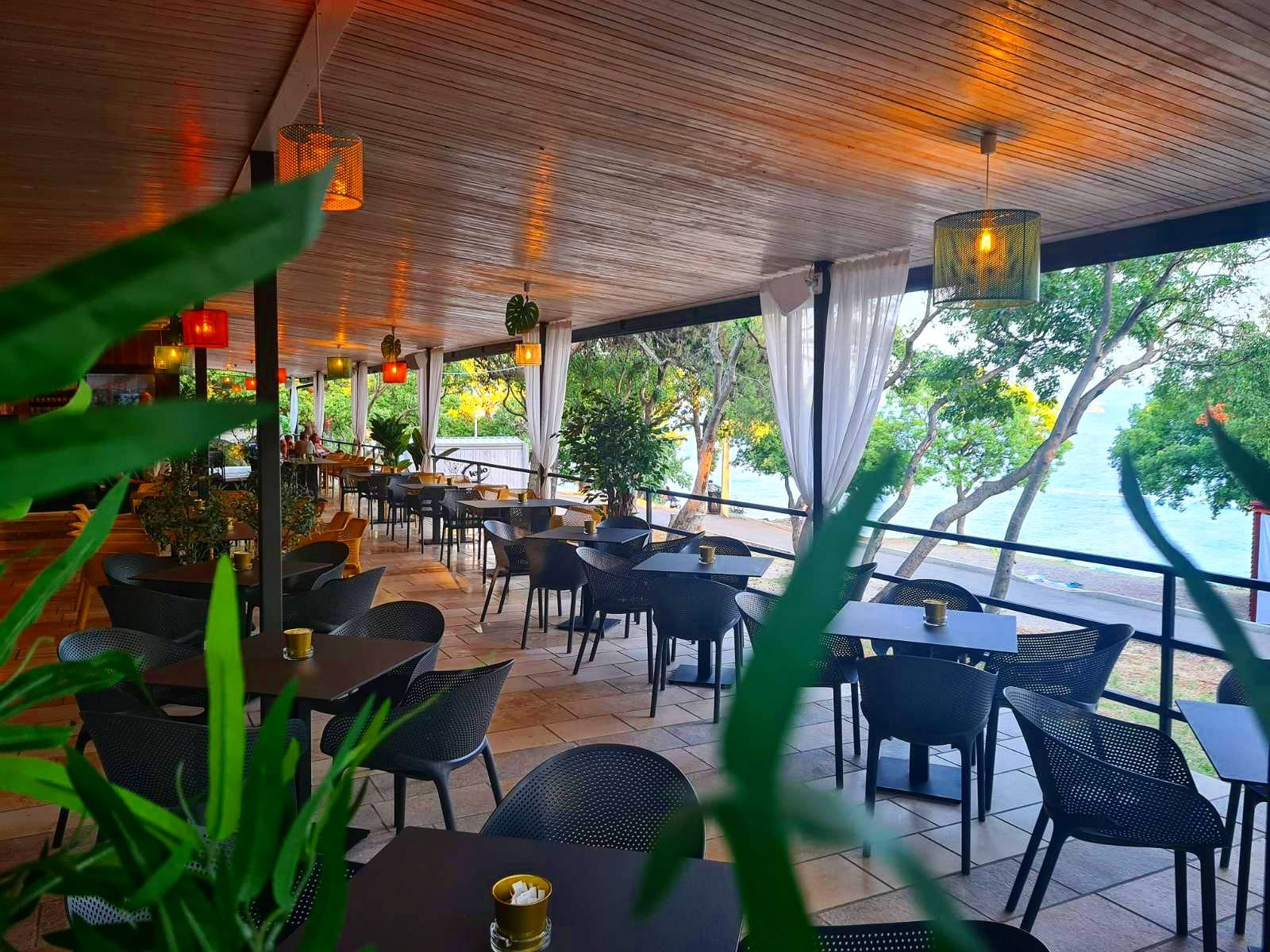 Madagascar Kostrena fejs 1