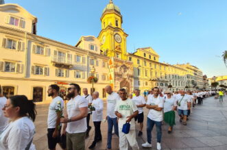 Mimohod-sjećanja-na-žrtve-genocida-u-Srebrenici-2