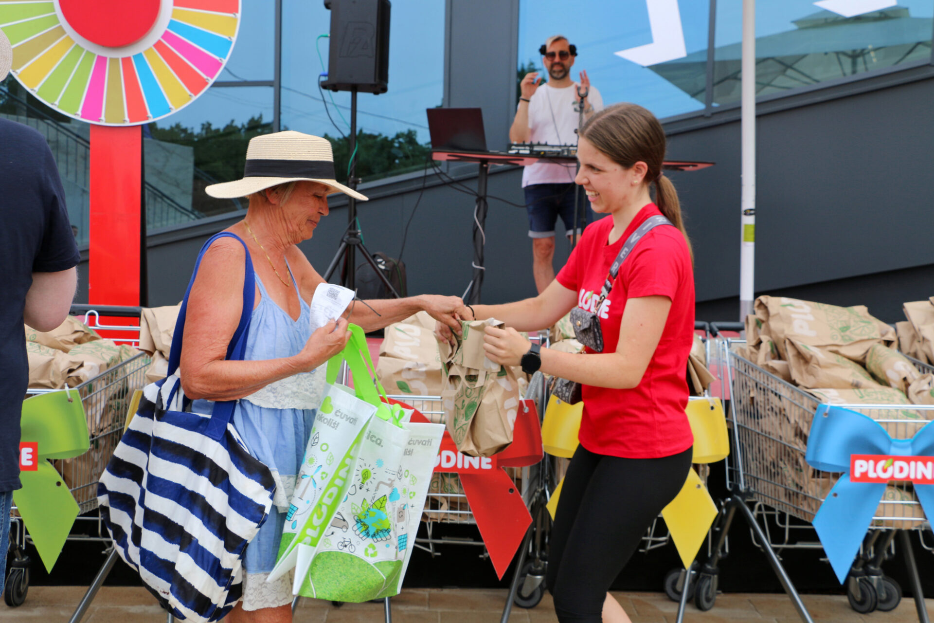 PLODINE VOLOSKO OTVORENJE 15 PLODINE VOLOSKO OTVORENJE 15