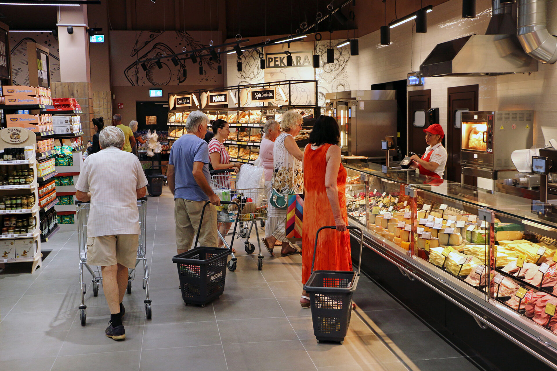 PLODINE VOLOSKO OTVORENJE 16 PLODINE VOLOSKO OTVORENJE 16