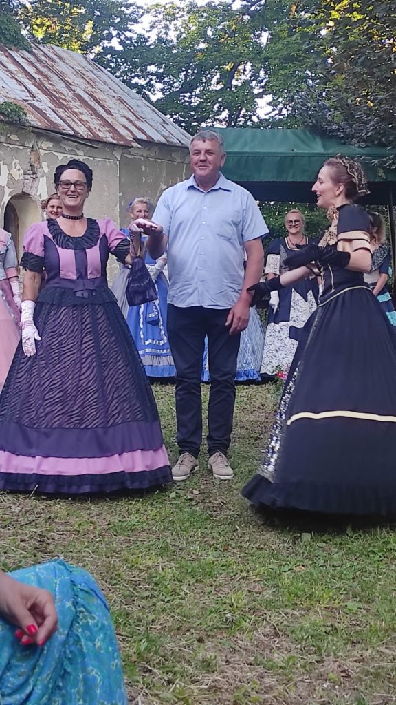 brod na kupi (15) brod na kupi (15)