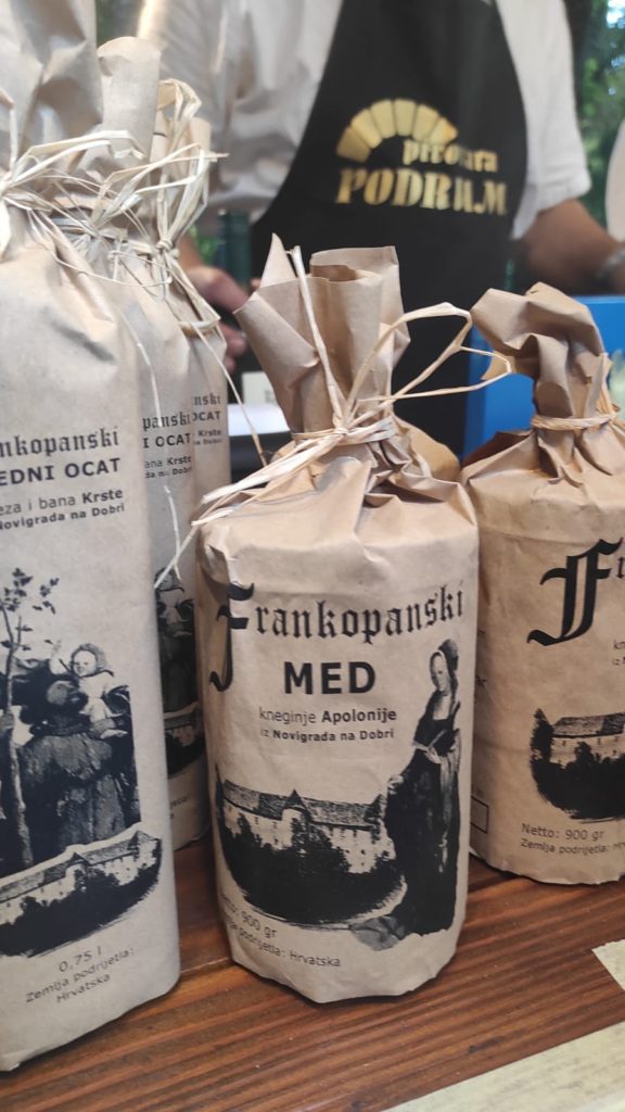 brod na kupi (5) brod na kupi (5)