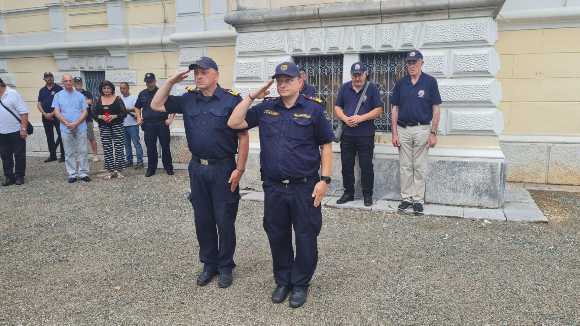 dan grada opatije vijenci svijece (4) dan grada opatije vijenci svijece (4)