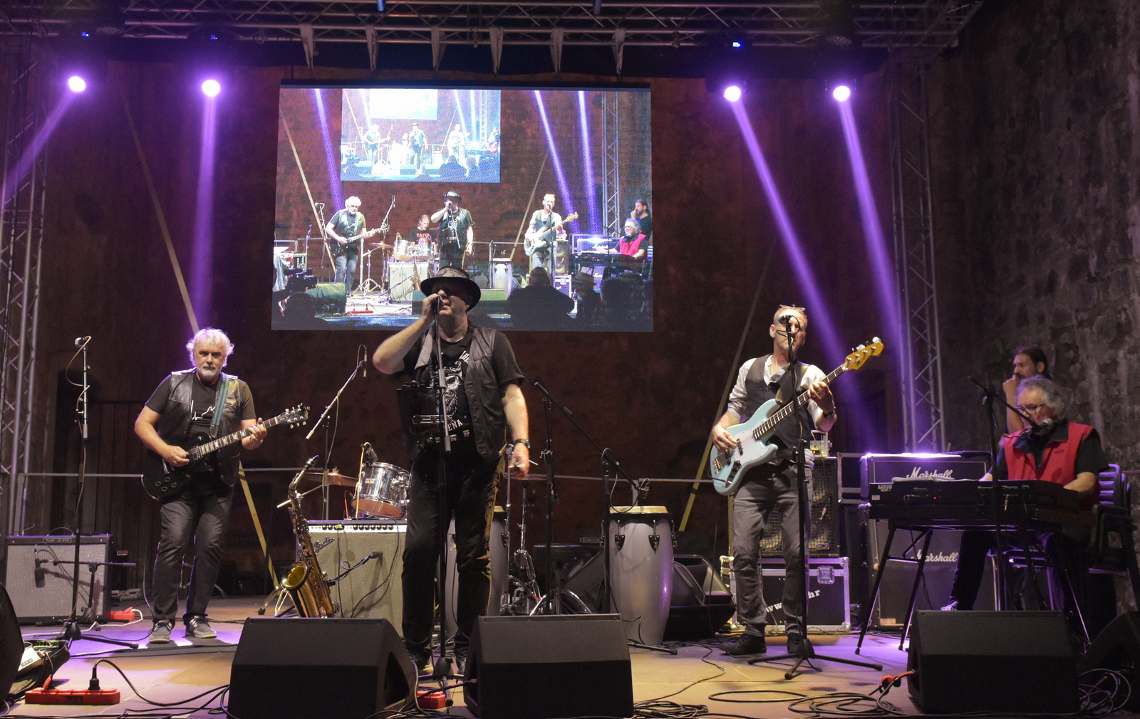 delta blues train (1) delta blues train (1)