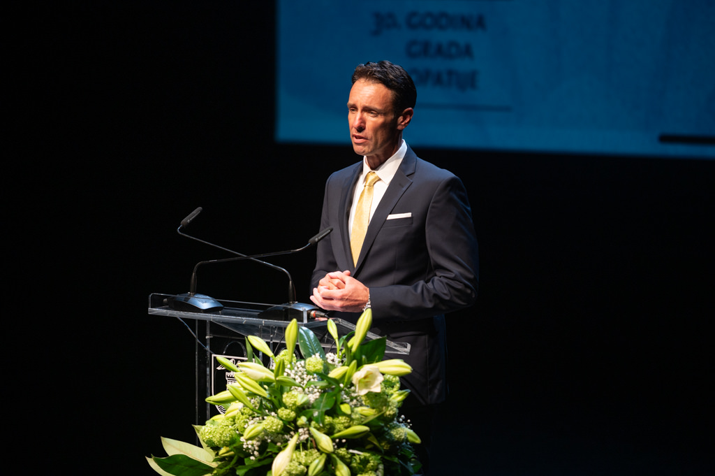 opatija svecana sjednica (6) opatija svecana sjednica (6)