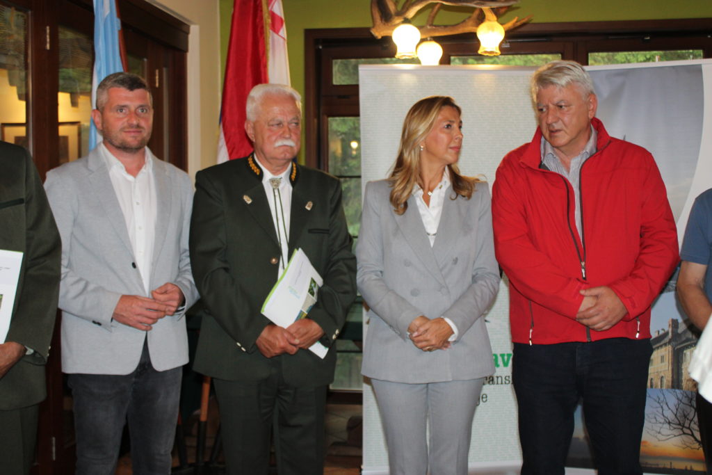 pgz lovstvo (6) pgz lovstvo (6)