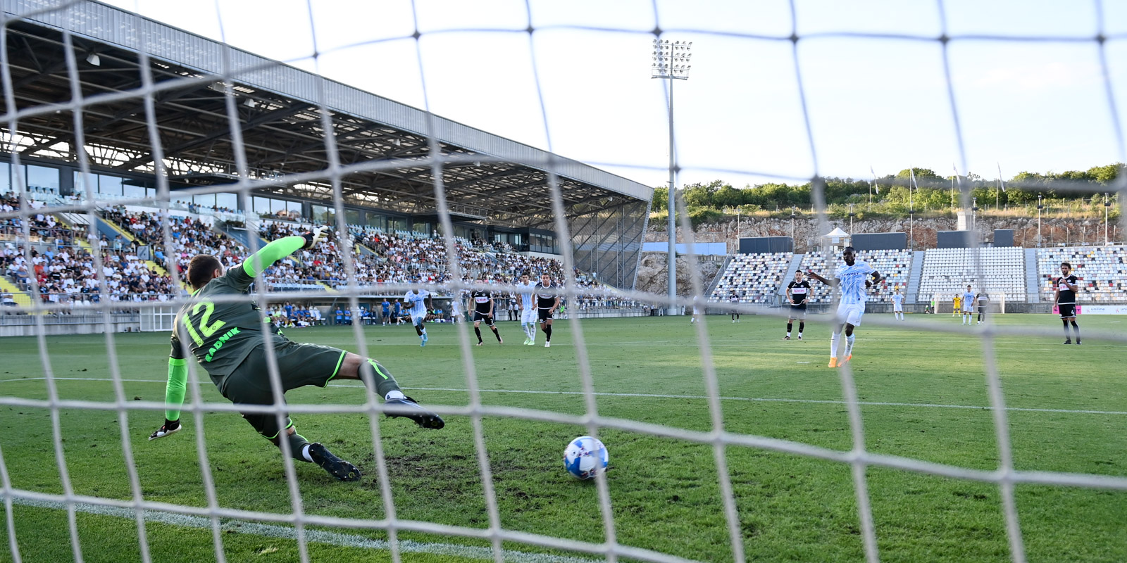 NK Slaven Belupo vs HNK Rijeka  PES 21 Prve Liga 21/22 