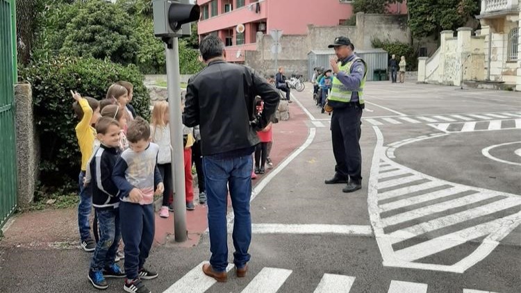 Dom mladih2019 (4) Dom mladih2019 (4)