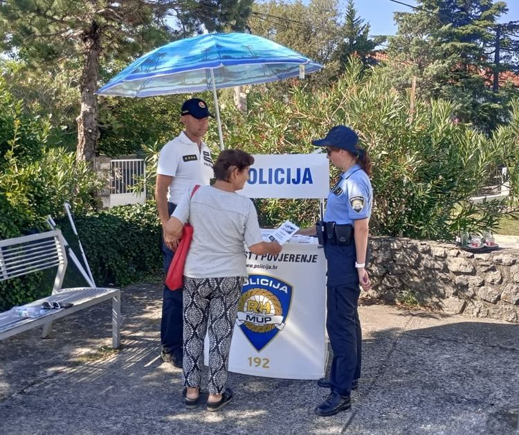 Jadranovo 22.08.23.-mala Jadranovo 22.08.23.-mala