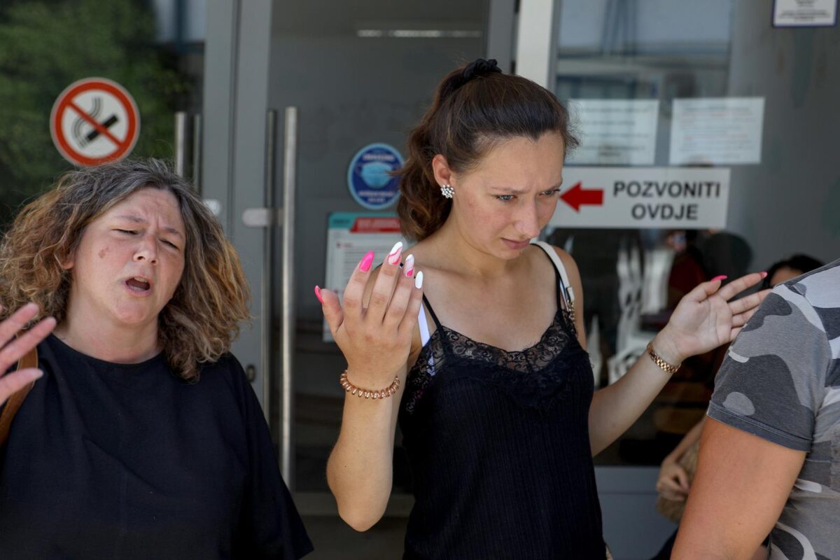Zadar: Djevojka koja je rodila na Paklenici posjetila je dijete u bolnici