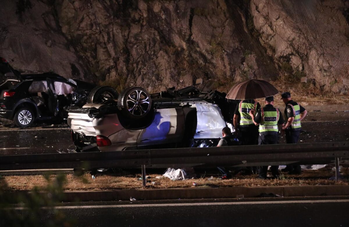 Vrgorac: Tri osobe smrtno stradale u teškoj prometnoj nesreći na A1