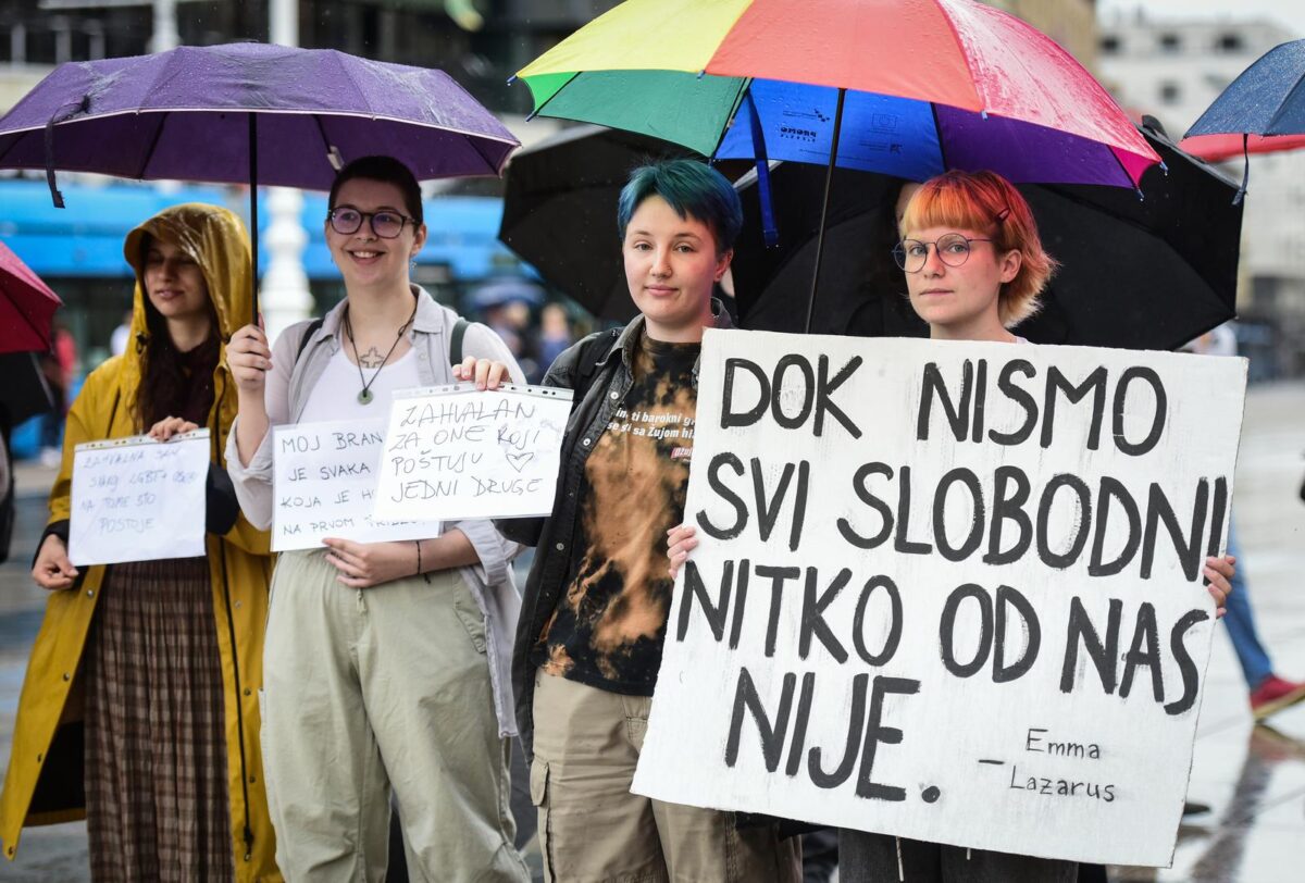 Zagreb: Prosvjed protiv molitelja na Trgu