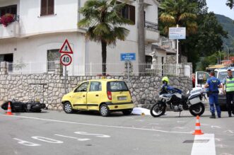 Vozač motocikla poginuo u sudaru u Matuljima