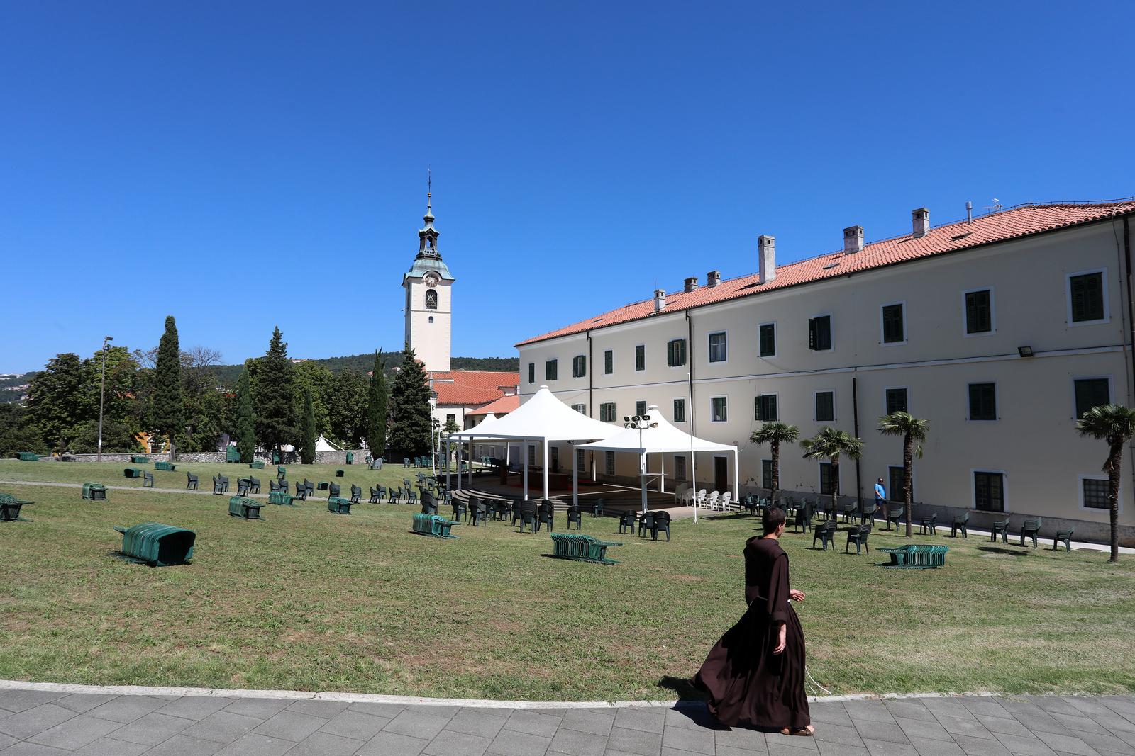 Rijeka: Priprema svetišta na Trsatu za Veliku Gospu Rijeka: Priprema svetišta na Trsatu za Veliku Gospu