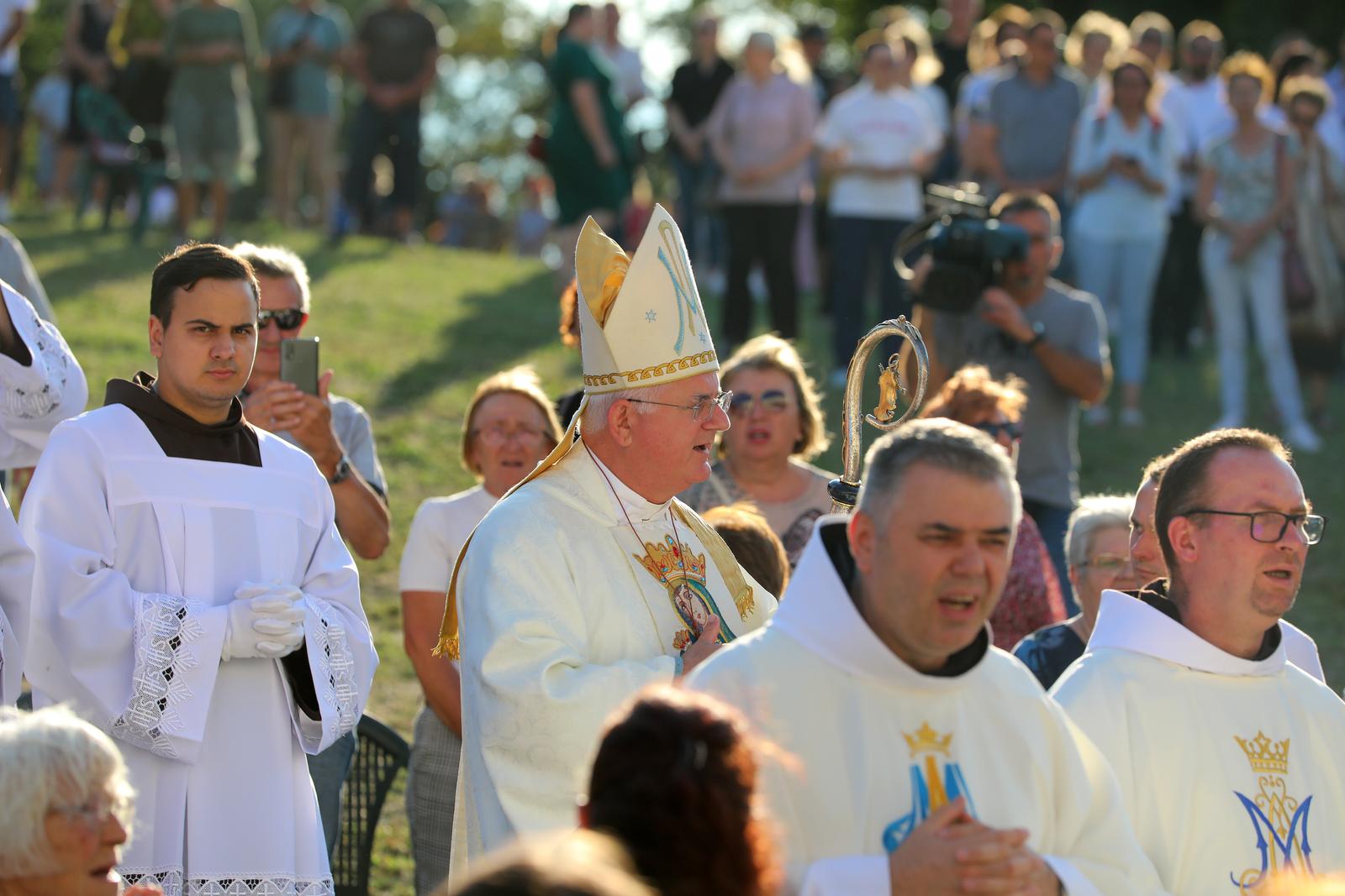 Rijeka: Nadbiskup Mate Uzini? predvodi sredinje misno slavlje na Trsatu