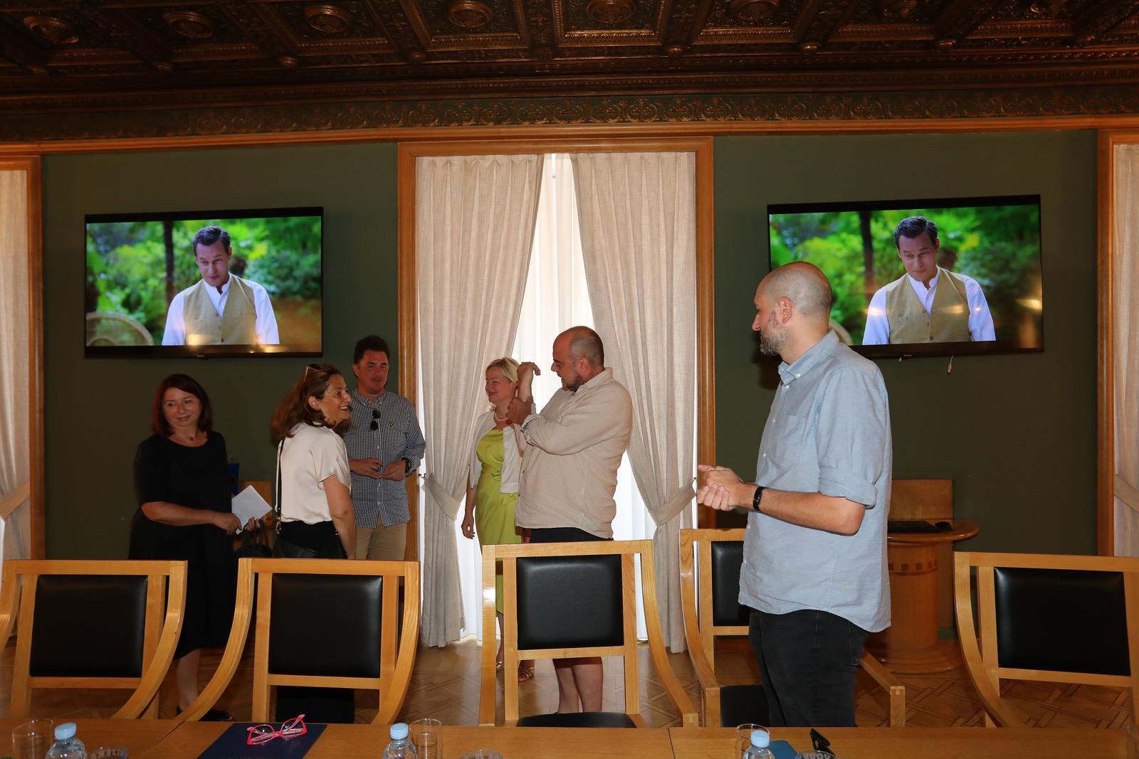 Rijeka: Konferencija povodom snimanja serije “Hotel Portofino” Rijeka: Konferencija povodom snimanja serije “Hotel Portofino”