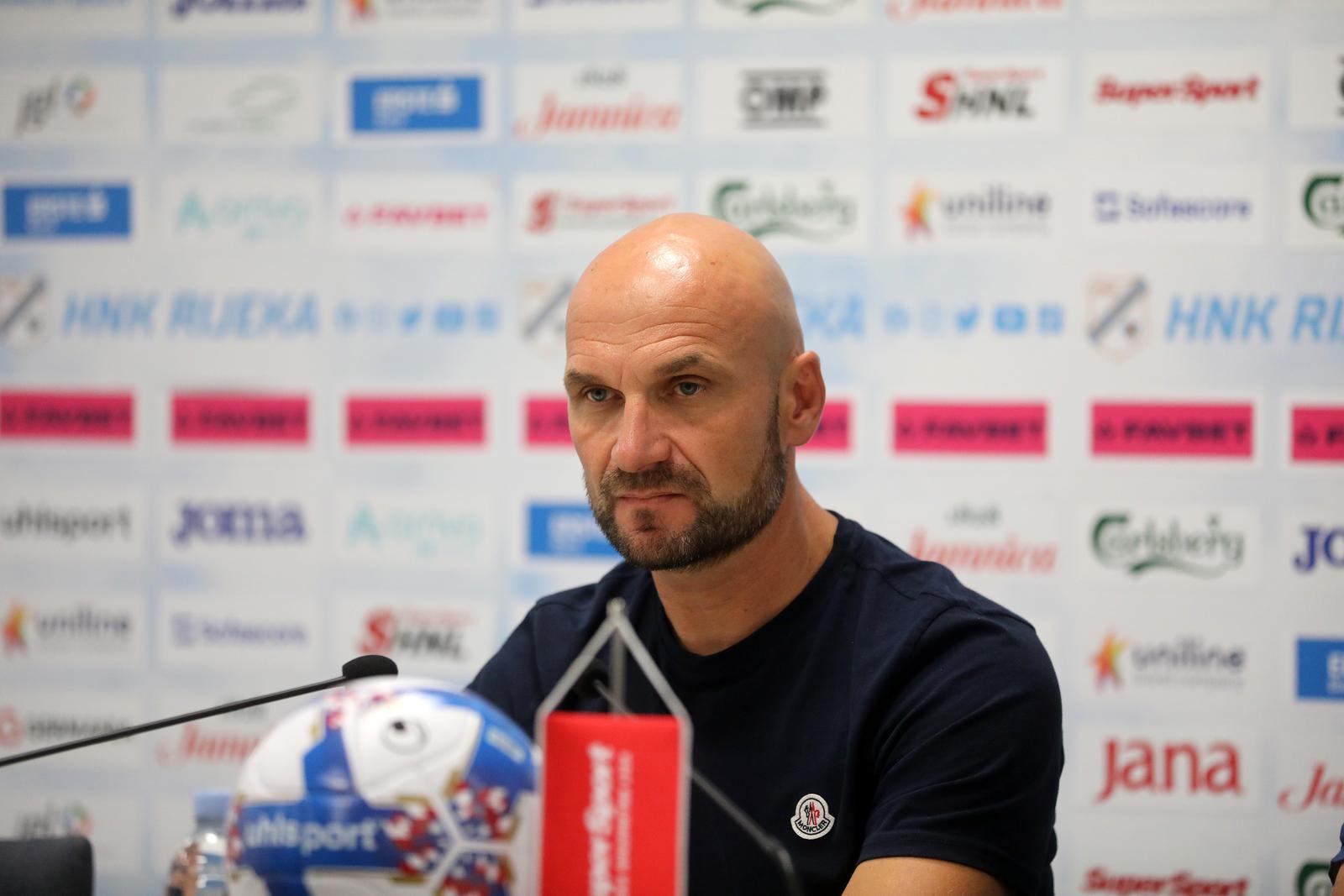 Rijeka: HNK Rijeka predstavila trenera Zeljka Sopica Rijeka: HNK Rijeka predstavila trenera Zeljka Sopica