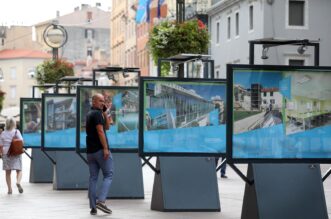 Rijeka: Otvorenje izložbe “30 godina rastemo zajedno”