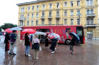 Rijeka: Predstavljanje novog gradskog bibliobusa