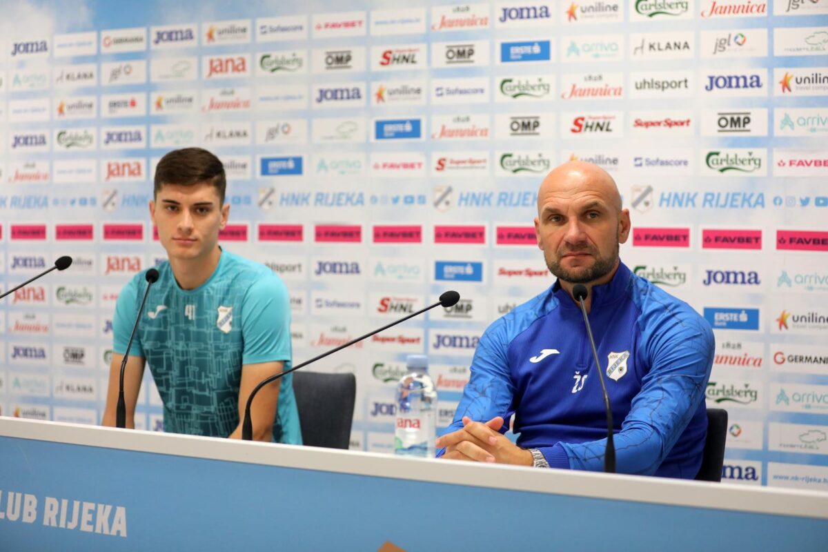 Rijeka: Trener Željko Sopić i igrač Veldin Hodža na press konferenciji, UECL, Lille