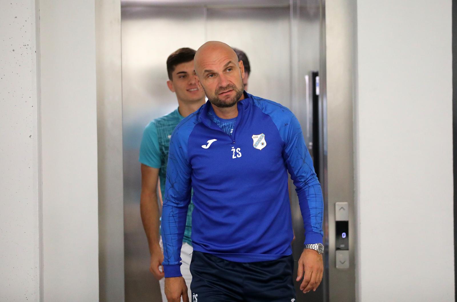 Rijeka: Trener eljko Sopi? i igra? Veldin Hoda na press konferenciji, UECL, Lille