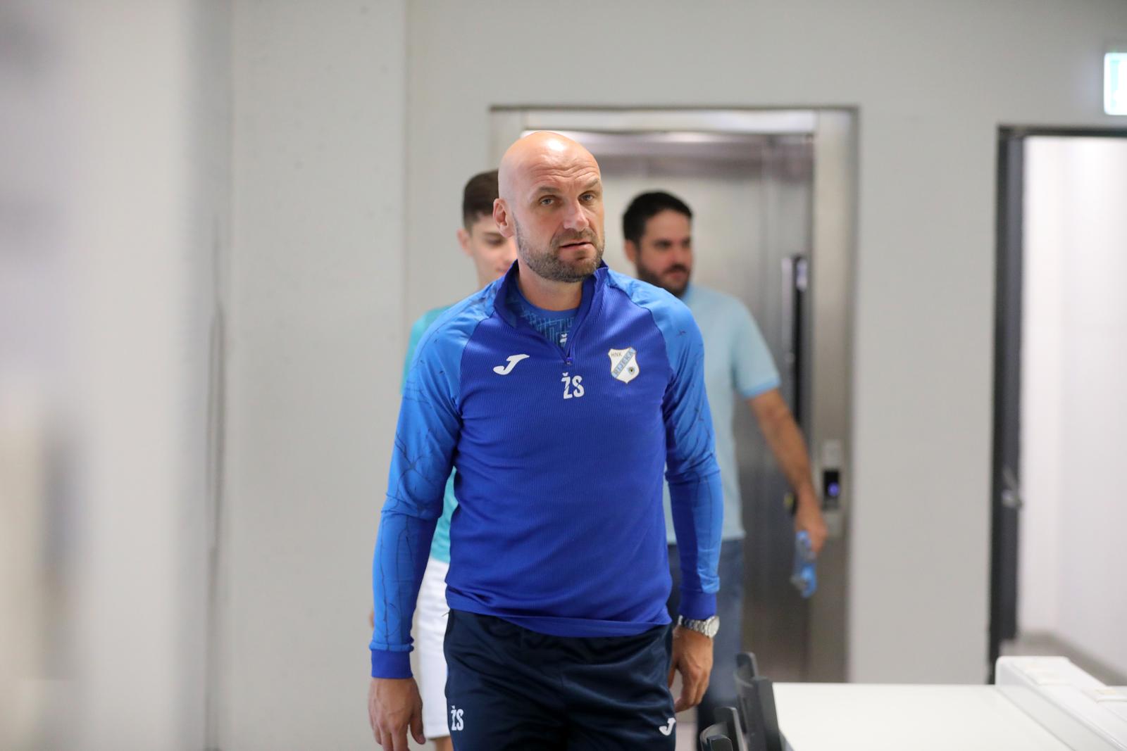 Rijeka: Trener eljko Sopi? i igra? Veldin Hoda na press konferenciji, UECL, Lille