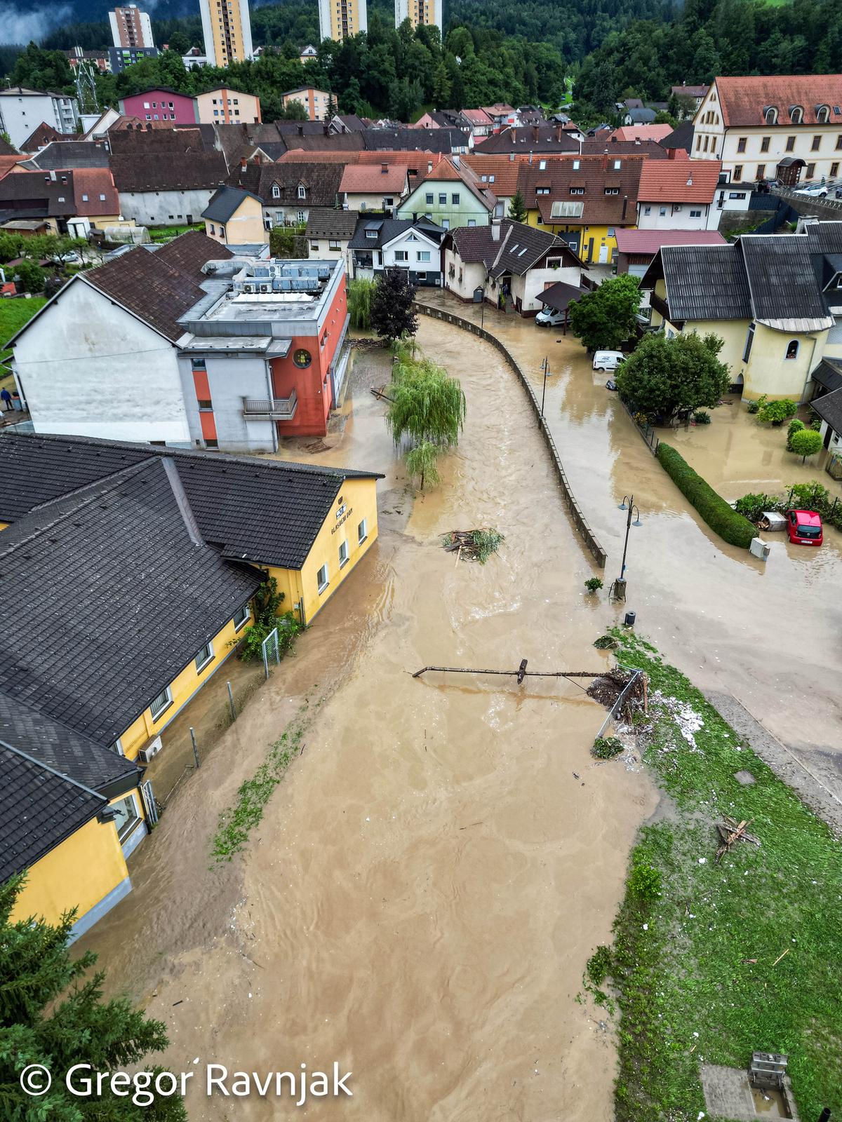 Pogled iz zraka na poplave u Sloveniji