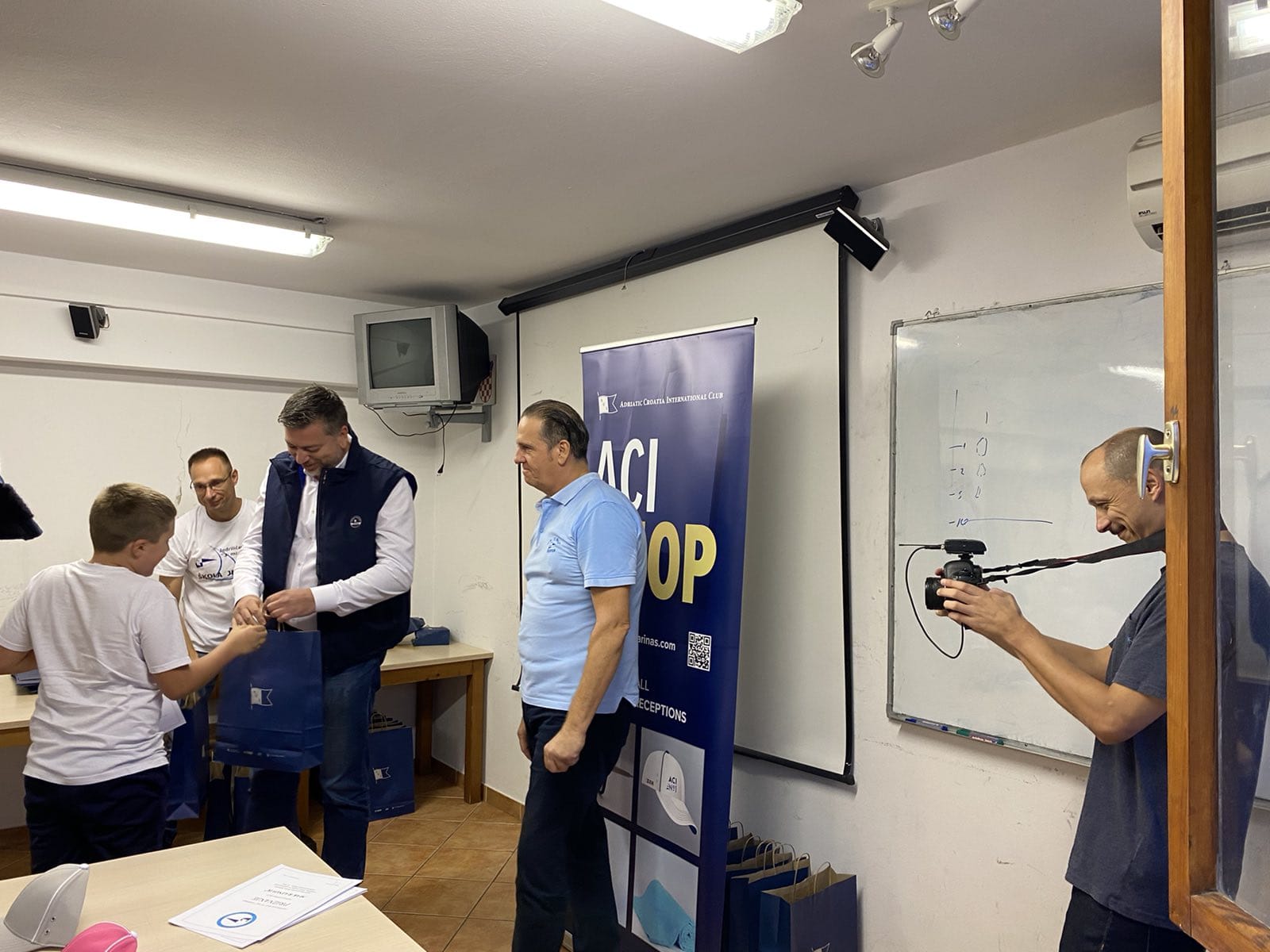 Svečana primopredaja jedrilice klase Optimist za JK 3.MAJ_Foto_JK 3,MAJ (4)
