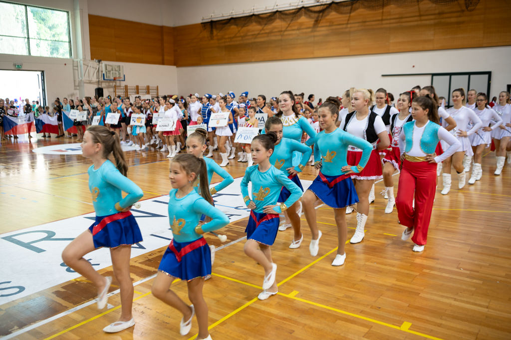 mazoretkinje opatija (7) mazoretkinje opatija (7)