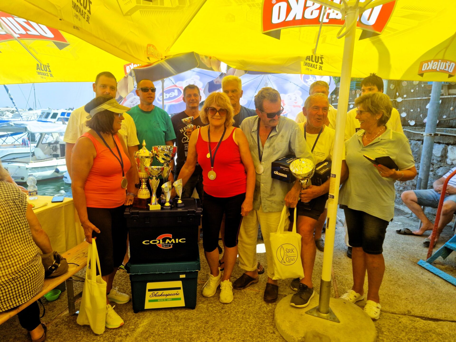 zlatni pismolj icici (2)