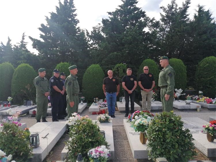 AJKULE-CG DRENOVA-SVI-4.9. AJKULE-CG DRENOVA-SVI-4.9.