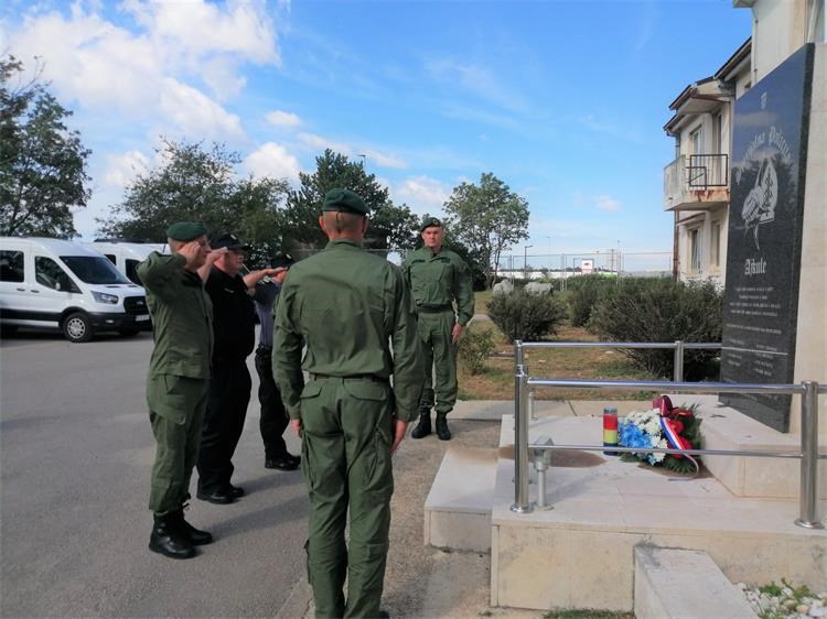 AJKULE-KUKULJANOVO-3-SVI-4.9. AJKULE-KUKULJANOVO-3-SVI-4.9.